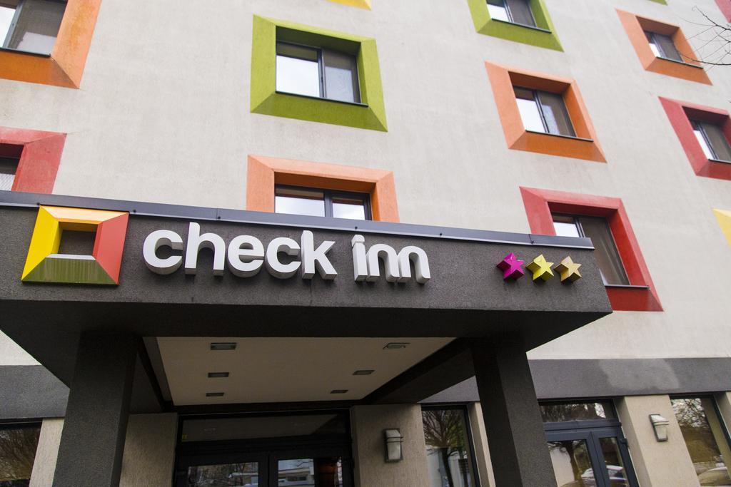 Hotel Check Inn تيميشورا المظهر الخارجي الصورة